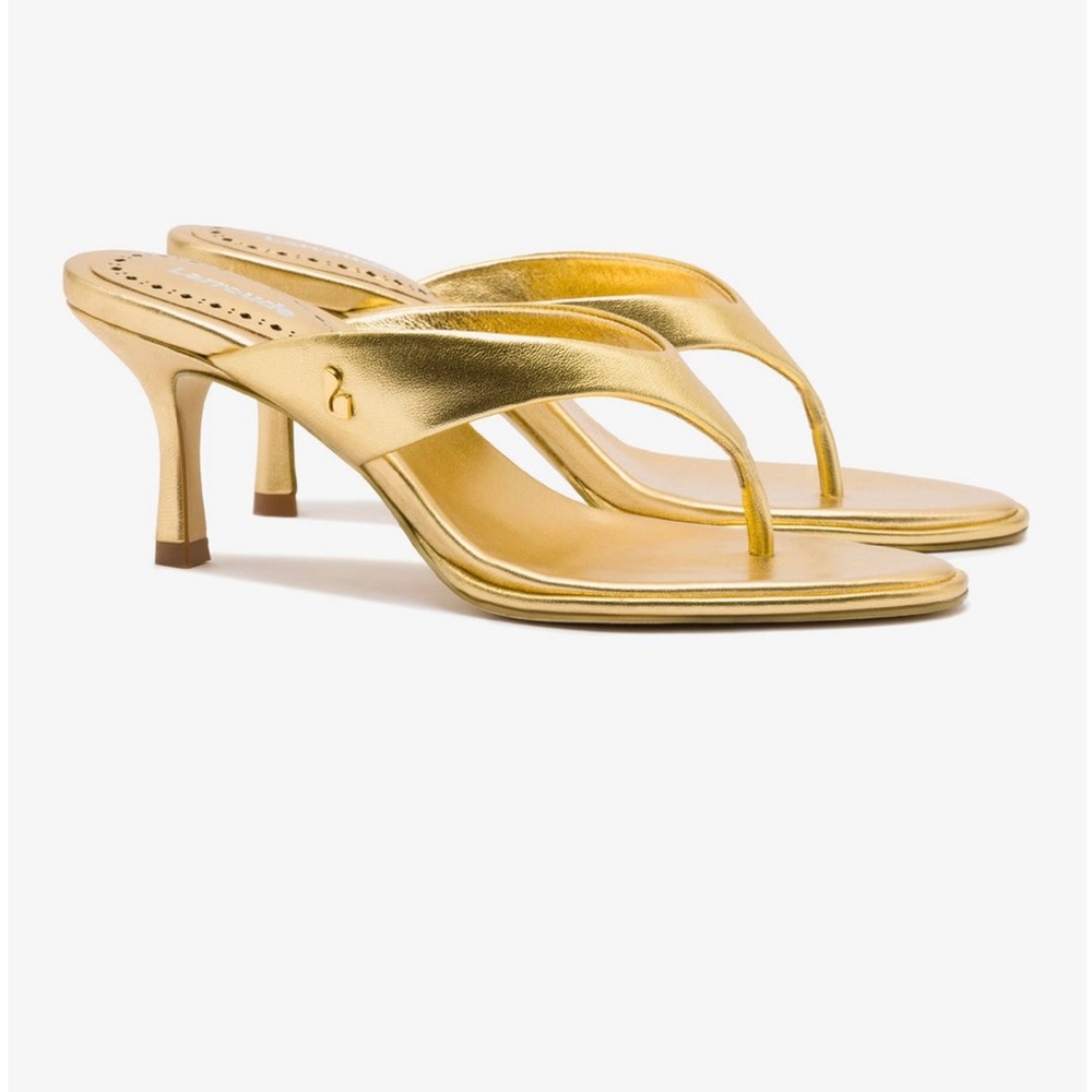 Gaia Sandal In Gold Metallic Leather
Larroudé